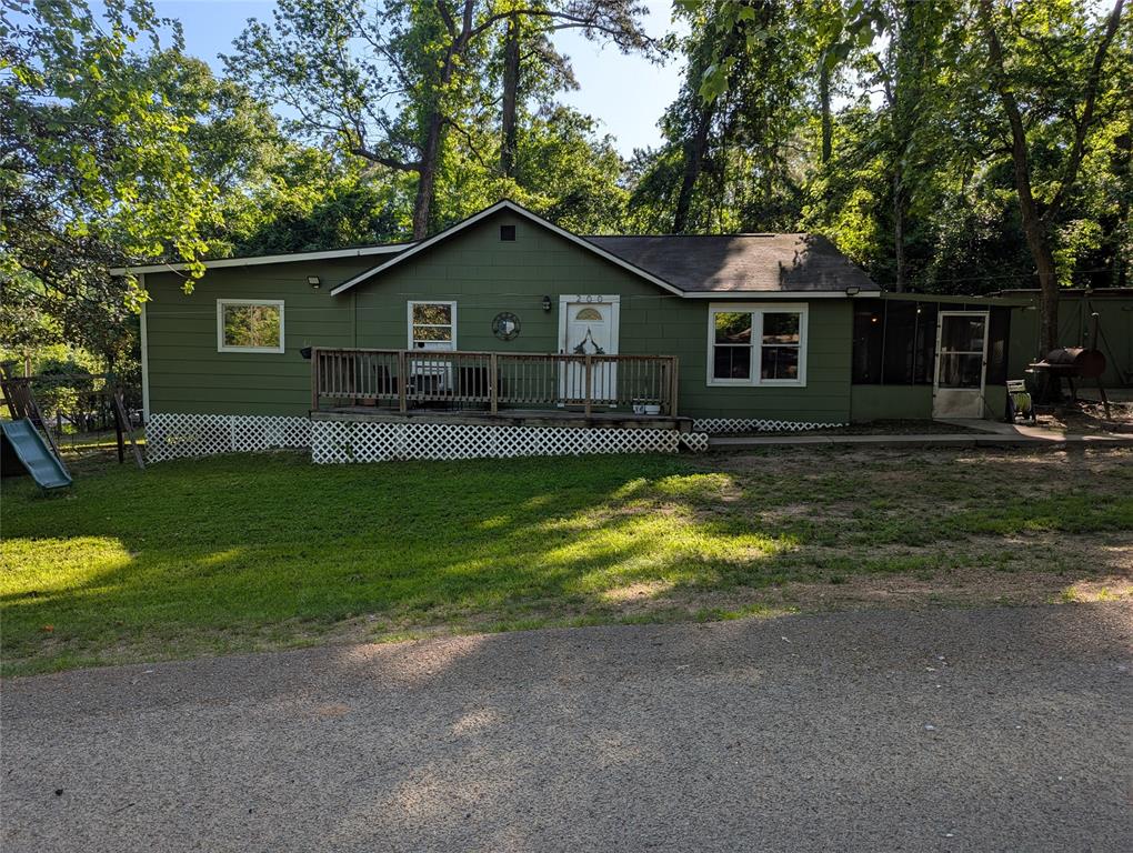 200 Commanche Road, Conroe, Texas image 1