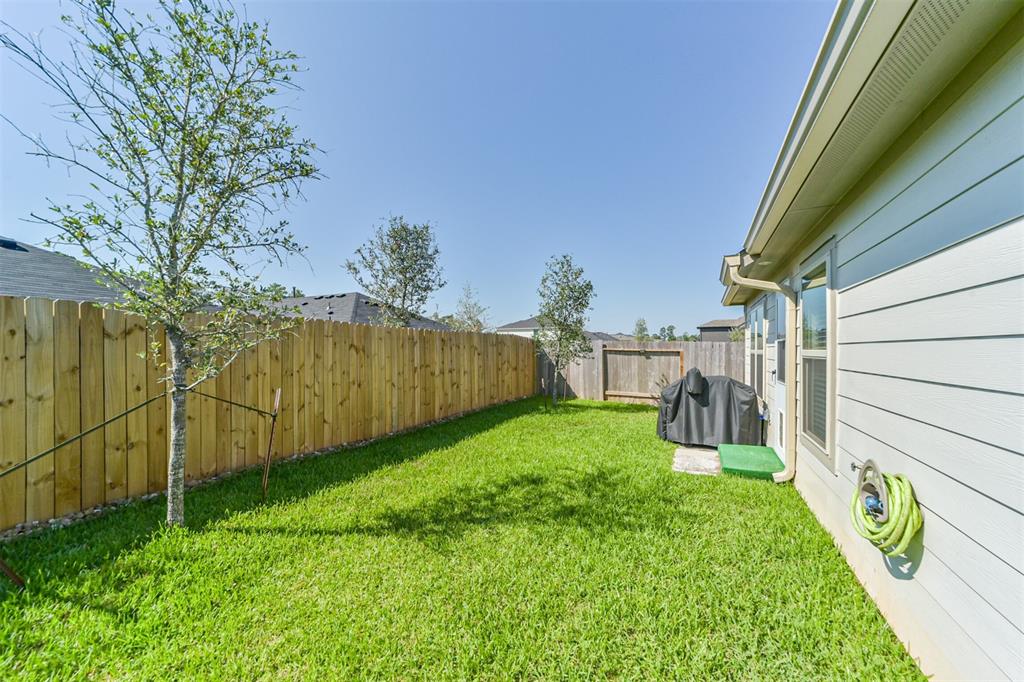 2106 Twisted Cedar Court, Conroe, Texas image 31