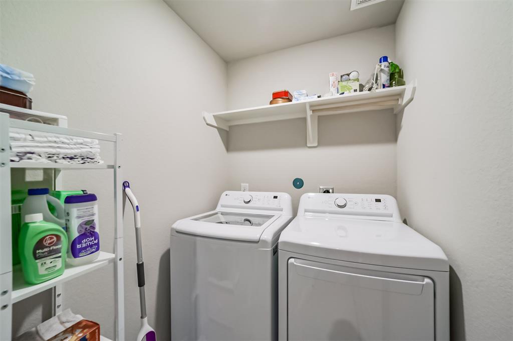 2106 Twisted Cedar Court, Conroe, Texas image 29