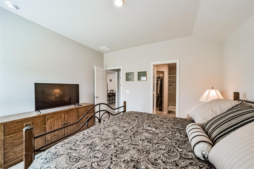 2106 Twisted Cedar Court, Conroe, Texas image 17