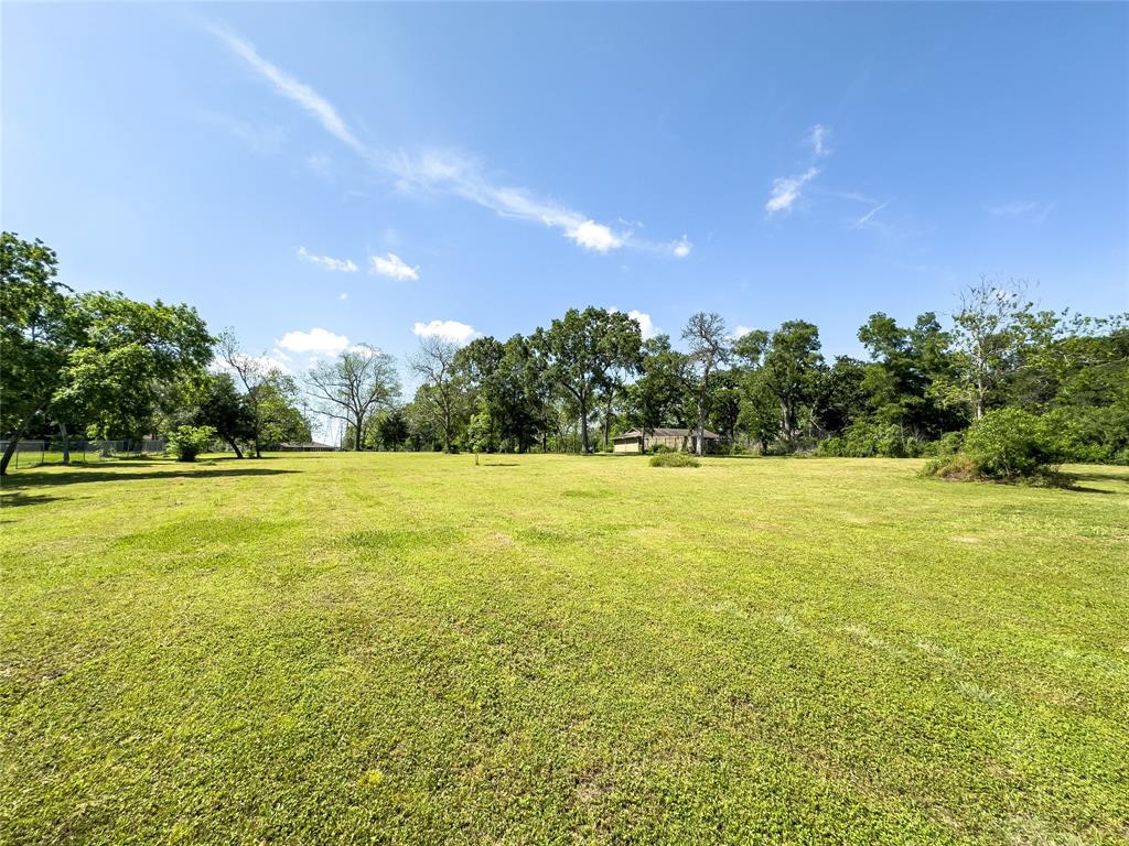 2817 Fisher Hill Ln Ln, Baytown, Texas image 10