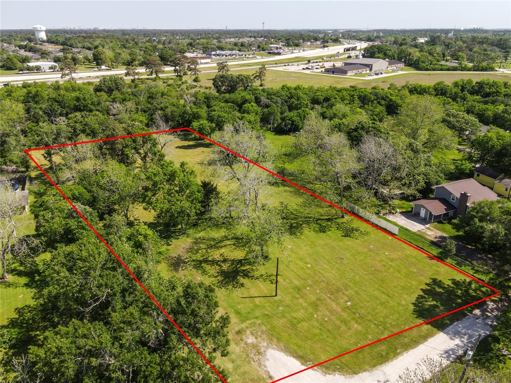 2817 Fisher Hill Ln Ln, Baytown, Texas image 2
