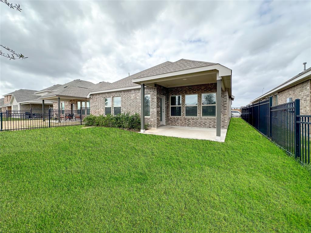 213 Bonita Beach Drive, Katy, Texas image 33