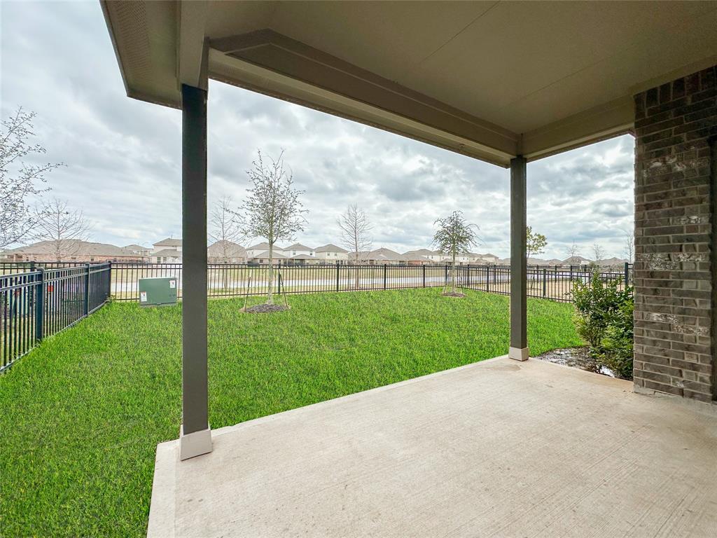 213 Bonita Beach Drive, Katy, Texas image 31