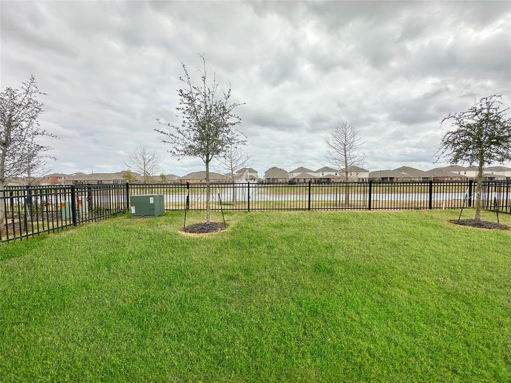213 Bonita Beach Drive, Katy, Texas image 32