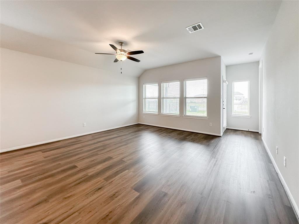 213 Bonita Beach Drive, Katy, Texas image 6