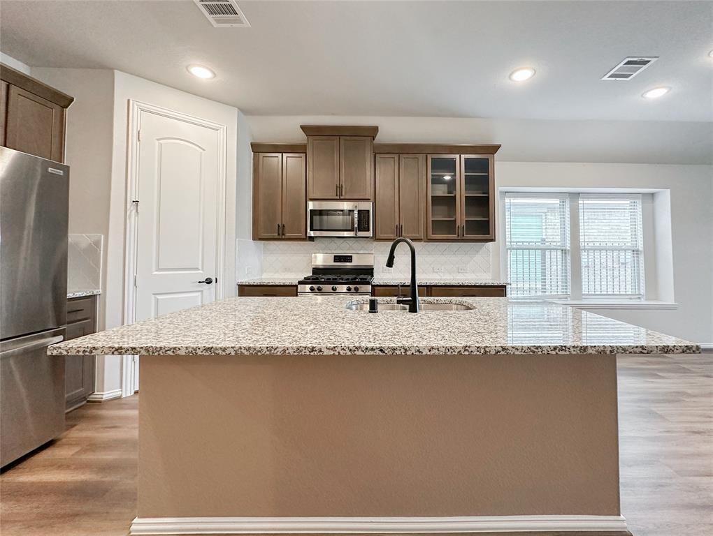 213 Bonita Beach Drive, Katy, Texas image 12