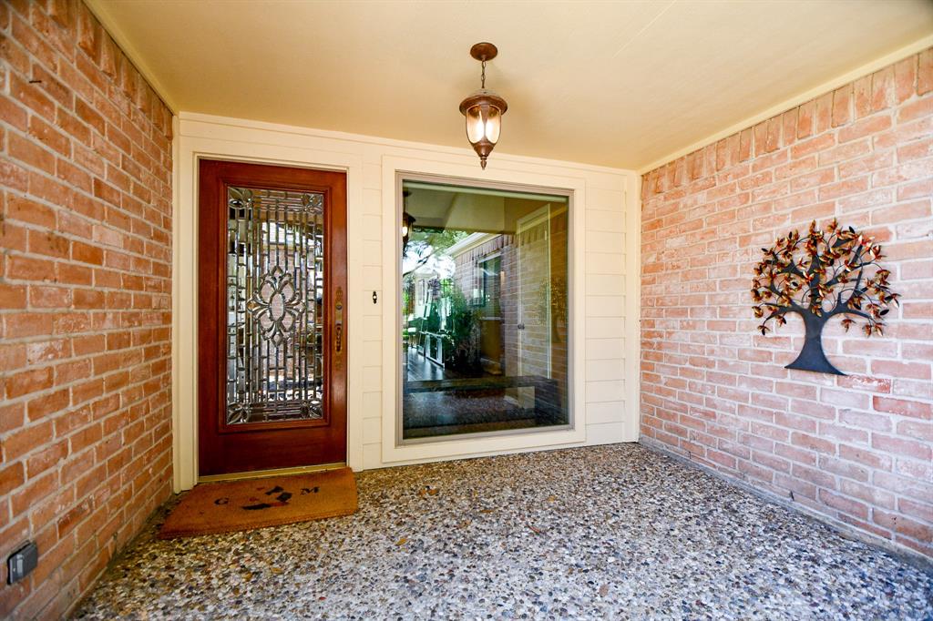 3915 Pleasant Valley Drive, Missouri City, Texas image 4