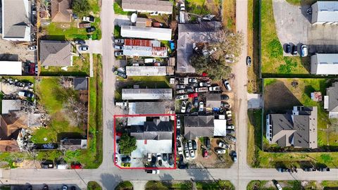 Photo of 12220 6th Street, Houston, TX 77072 (MLS # 15005171)