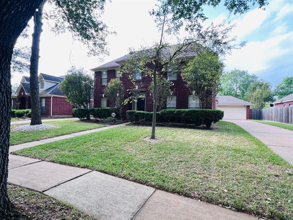 16918 Ascot Meadow Drive, Sugar Land, Texas image 3