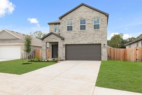 Photo of 2412 Grace Street, Bay City, TX 77414 (MLS # 36822636) Photo of 2412 Grace Street, Bay City, TX 77414 (MLS # 36822636)