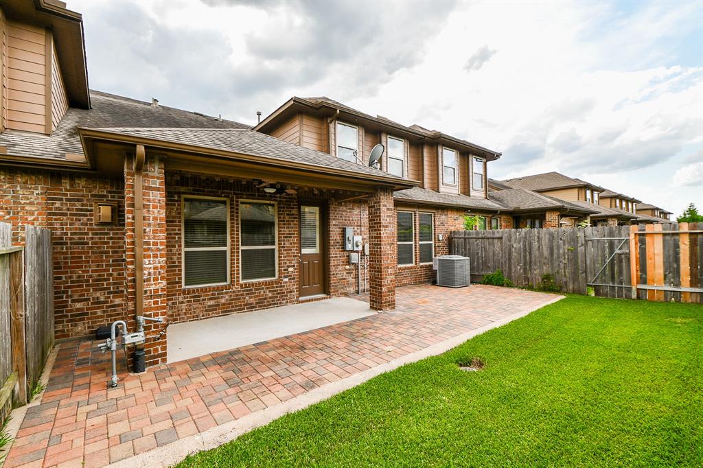 24210 Madrid Hill Lane, Katy, Texas image 31