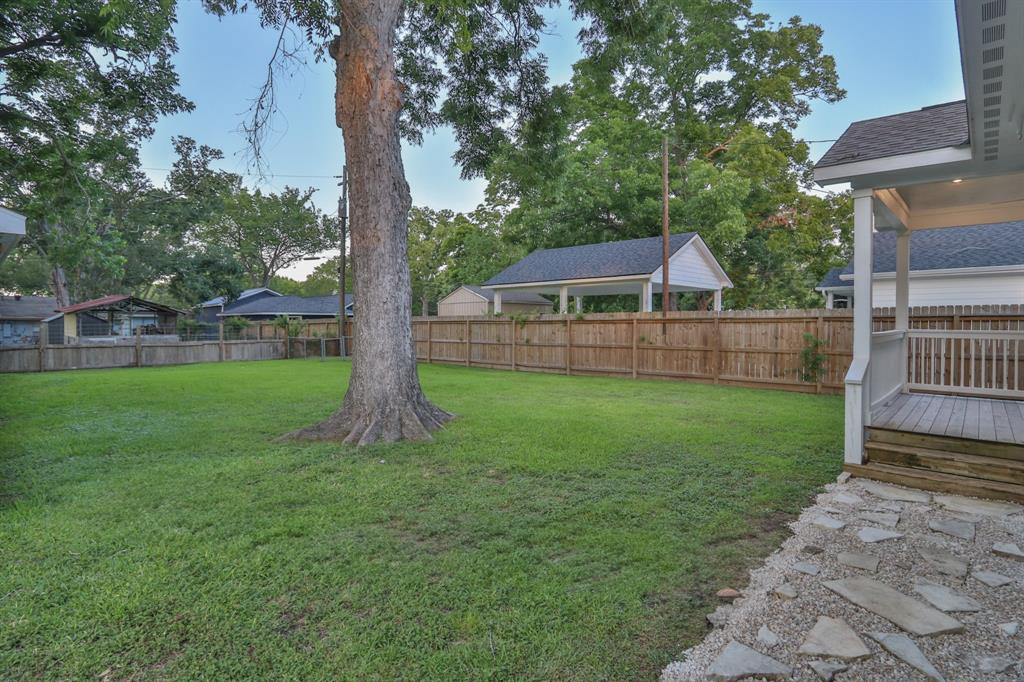 304 El Toro Street, League City, Texas image 18