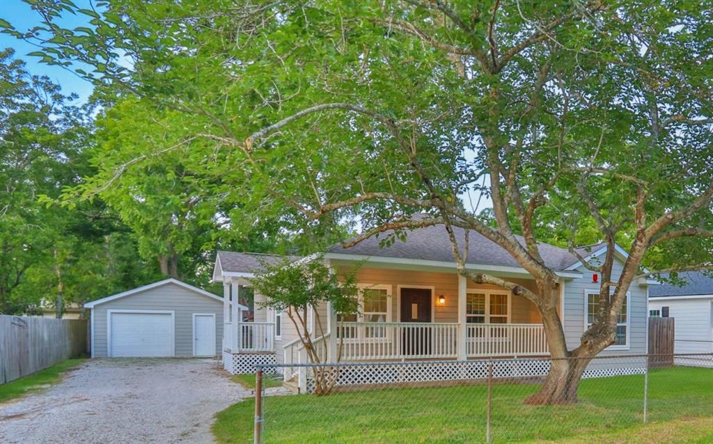 304 El Toro Street, League City, Texas image 1