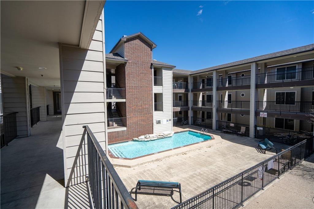 501 W 26th Street 208