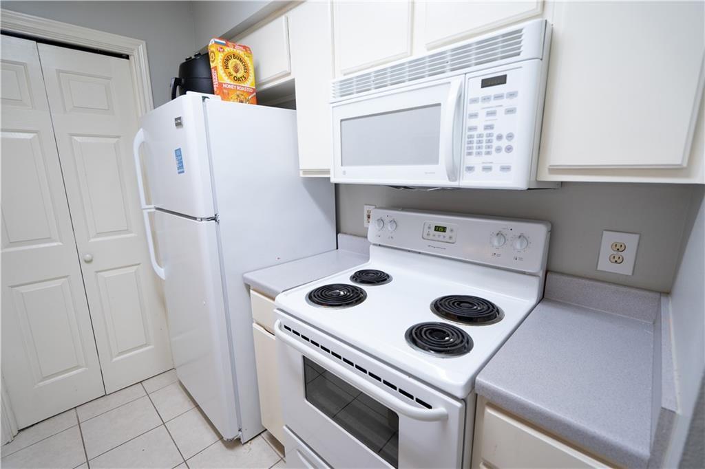 501 W 26th Street 208
