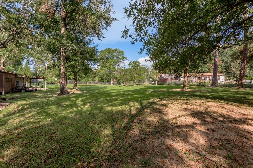 405 Peacock Path, Trinity, Texas image 39