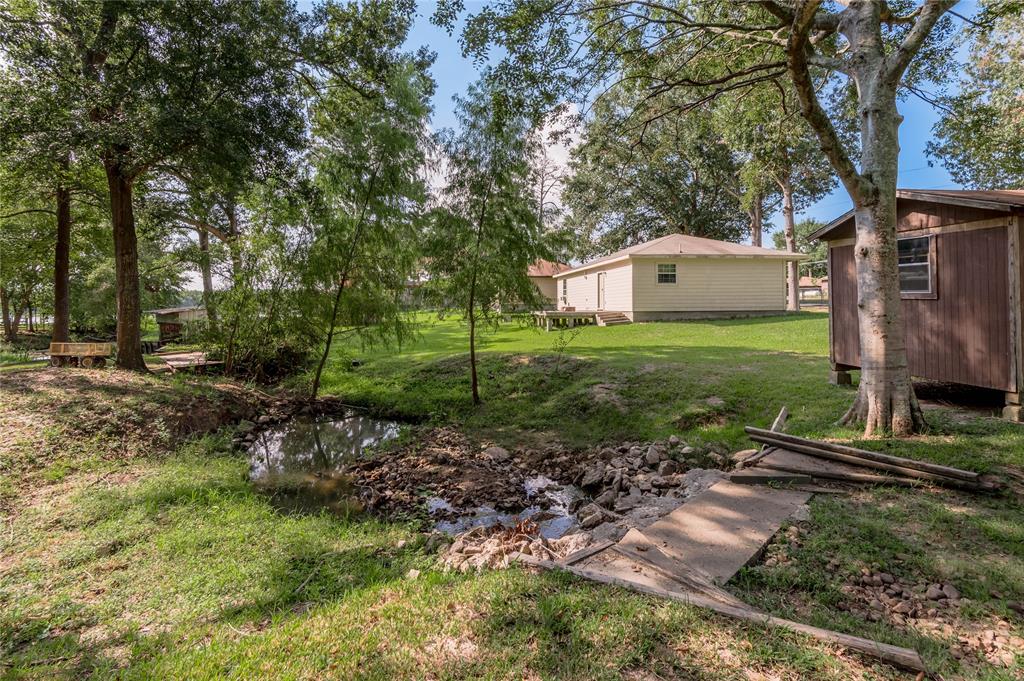 405 Peacock Path, Trinity, Texas image 38