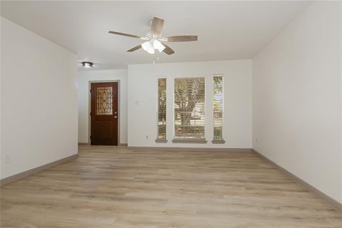 Single Family Residence in Texas City TX 1417 26th Avenue 8.jpg