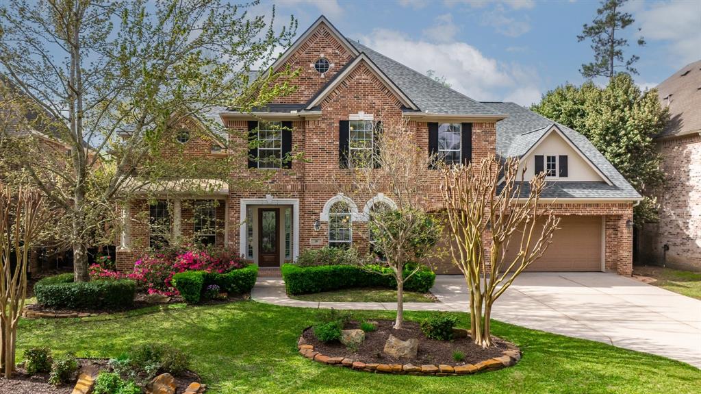 35 Player Oaks Place, The Woodlands, Texas image 1