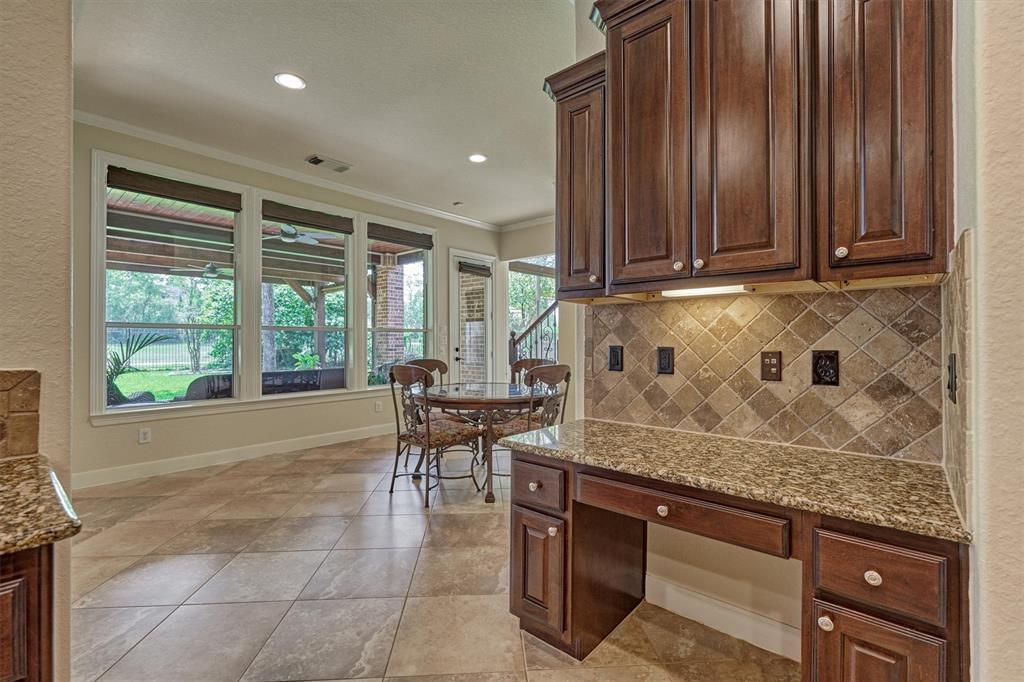 35 Player Oaks Place, The Woodlands, Texas image 30