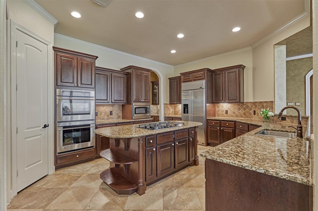 35 Player Oaks Place, The Woodlands, Texas image 28