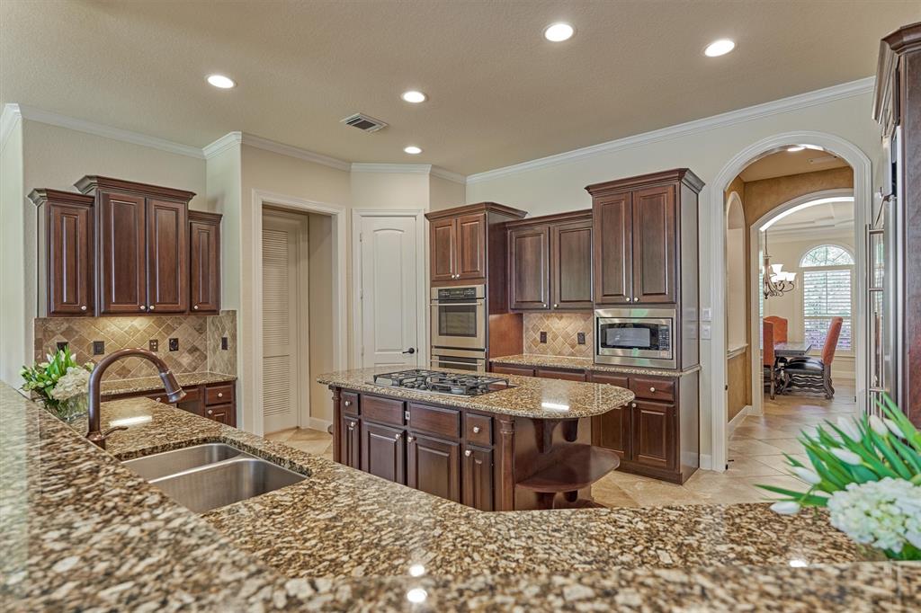 35 Player Oaks Place, The Woodlands, Texas image 25