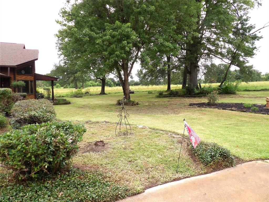 372 County Road 4115, Crockett, Texas image 33