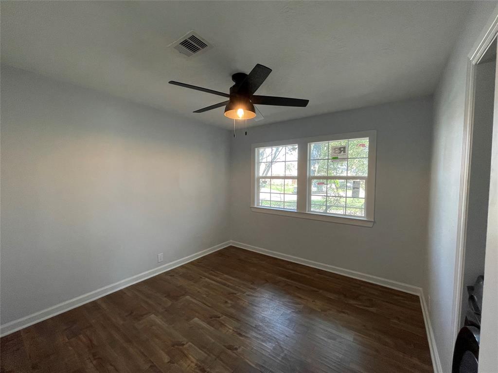 301 Elaine St St, La Marque, Texas image 21