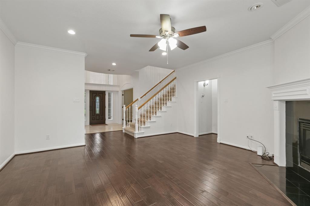 4818 Periwinkle Court, Sugar Land, Texas image 13