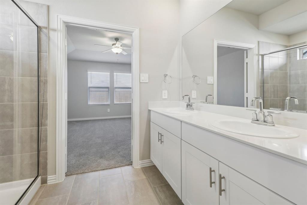 1619 Shae Oak Lane, Conroe, Texas image 24