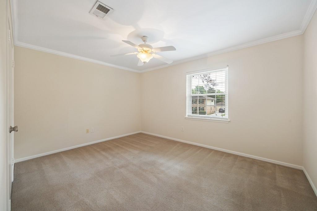 827 Greenbelt Drive, Houston, Texas image 12