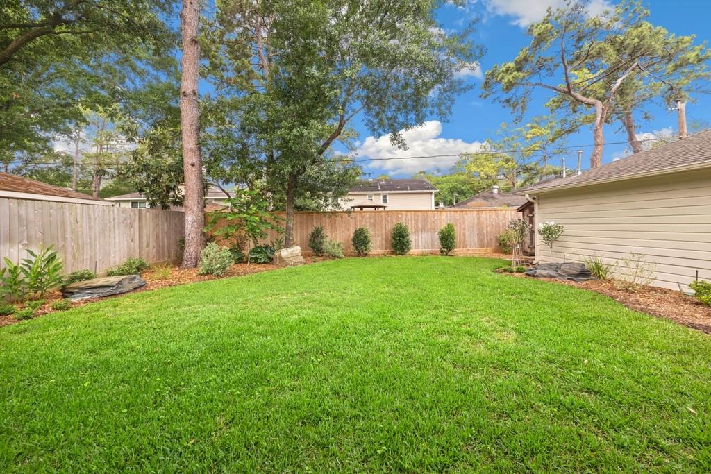 827 Greenbelt Drive, Houston, Texas image 20