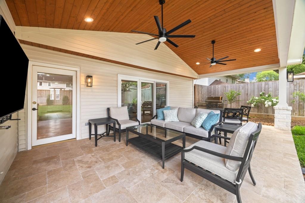 827 Greenbelt Drive, Houston, Texas image 18