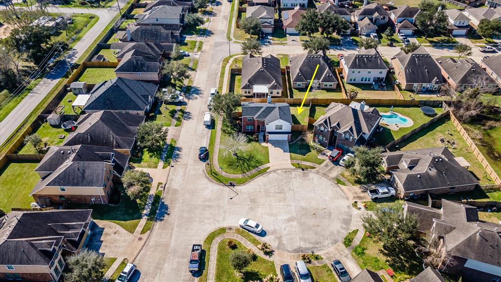 1801 Autumn Pond Circle, Alvin, Texas image 30