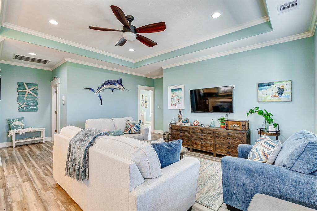 978 Seadrift Drive, Crystal Beach, Texas image 24