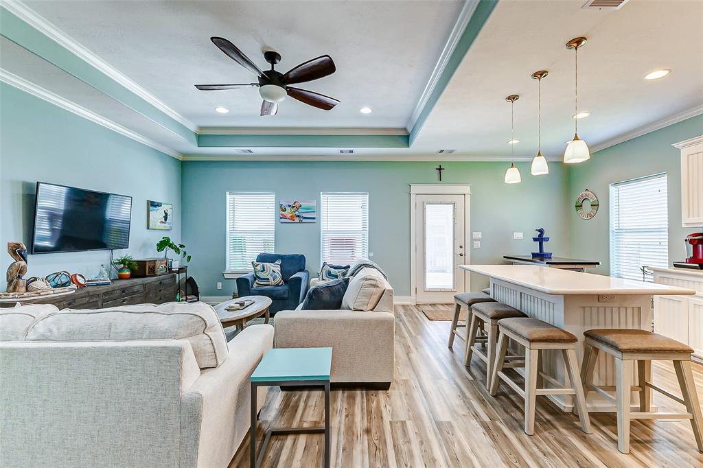 978 Seadrift Drive, Crystal Beach, Texas image 18