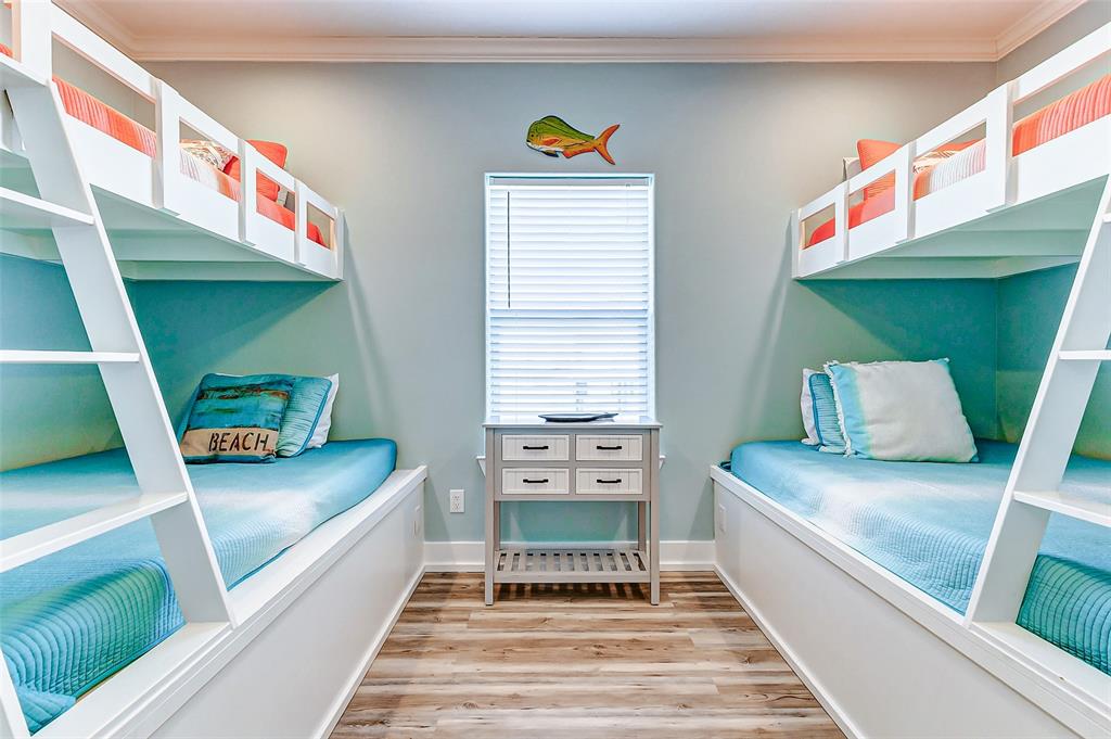 978 Seadrift Drive, Crystal Beach, Texas image 27
