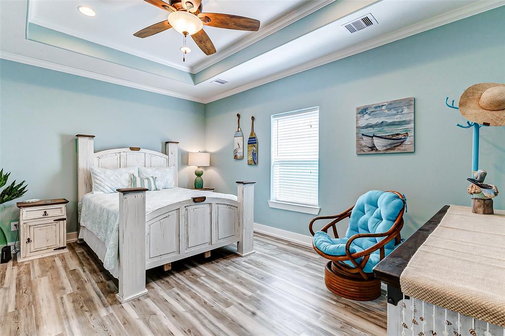978 Seadrift Drive, Crystal Beach, Texas image 34