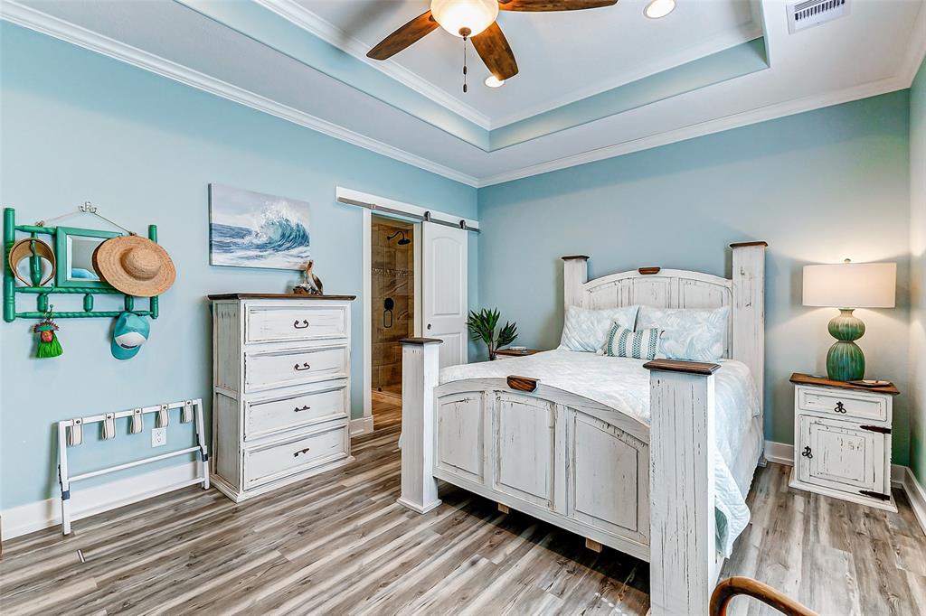 978 Seadrift Drive, Crystal Beach, Texas image 33