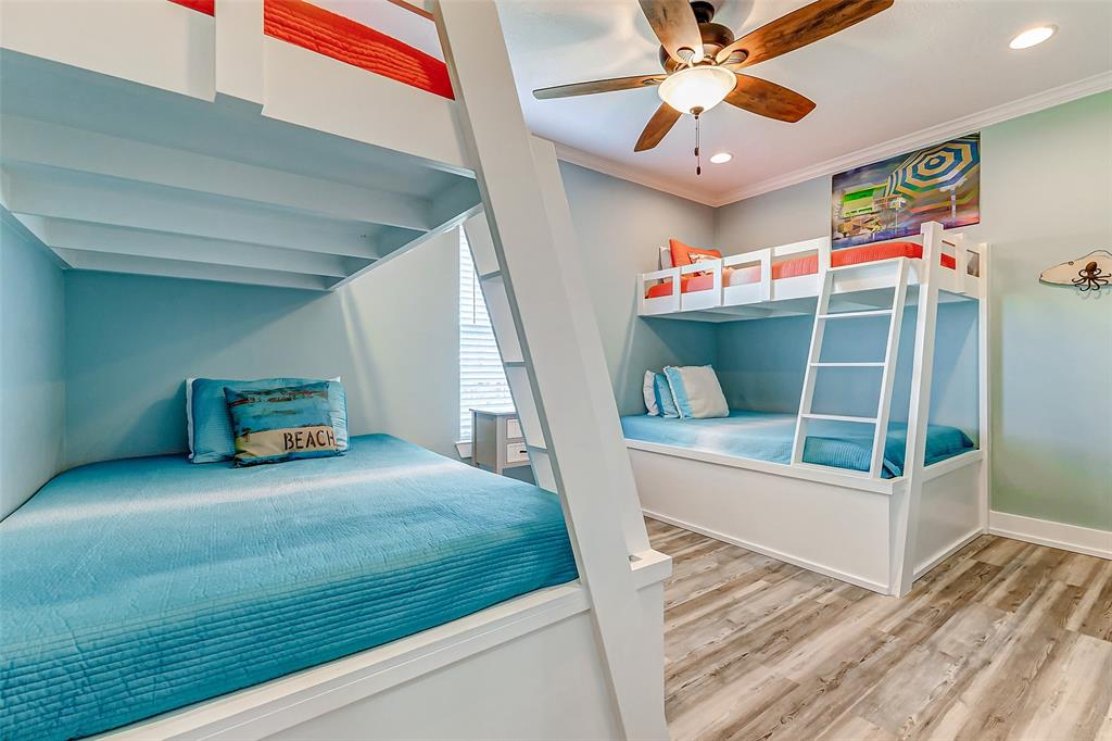 978 Seadrift Drive, Crystal Beach, Texas image 25