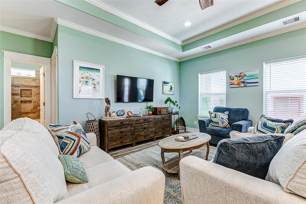 978 Seadrift Drive, Crystal Beach, Texas image 23