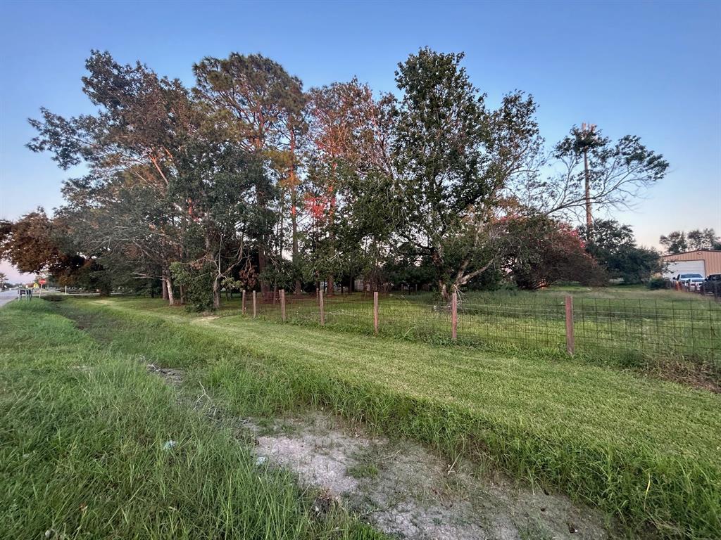 2438 County Road 391, Pearland, Texas image 15