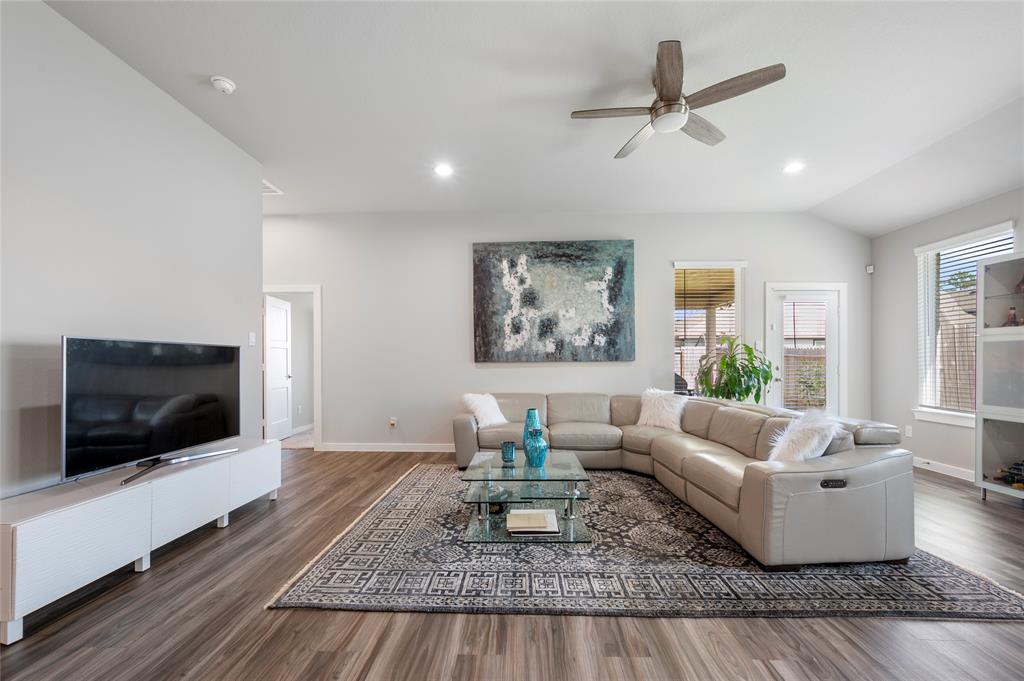 10112 Palm Bay Lane, Conroe, Texas image 5
