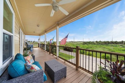 Single Family Residence in Galveston TX 3723 Pirates Beach Circle 32.jpg