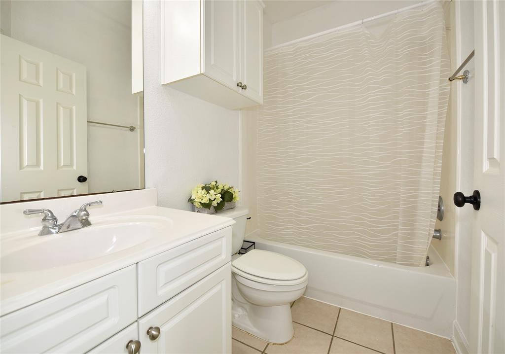 1904 Stonegrove Court, Pearland, Texas image 31