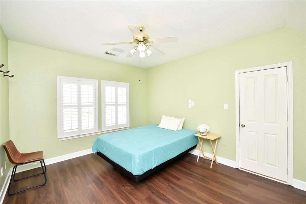 1904 Stonegrove Court, Pearland, Texas image 38