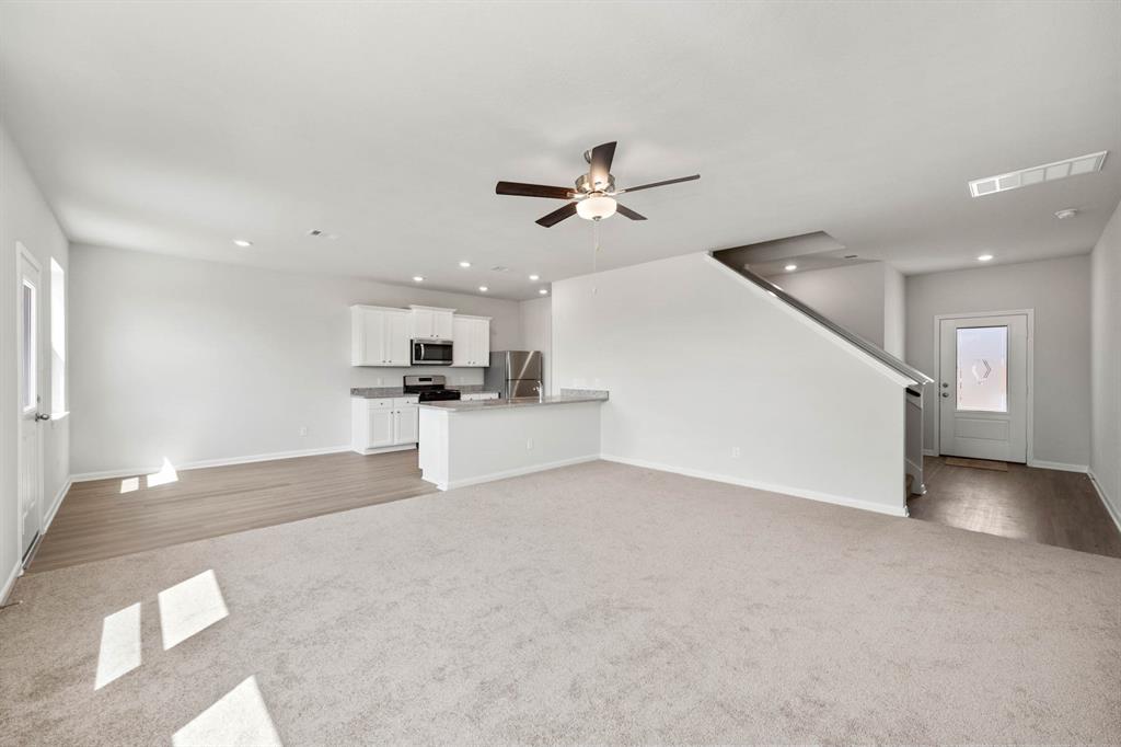 8119 Sunberry Shadow Drive, Houston, Texas image 3