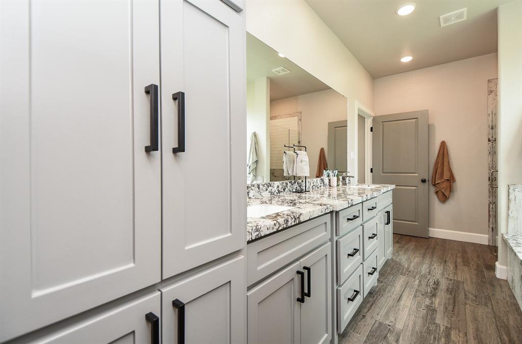 33210 Blue Marlin Drive, Richwood, Texas image 24