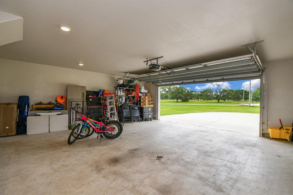 33210 Blue Marlin Drive, Richwood, Texas image 38